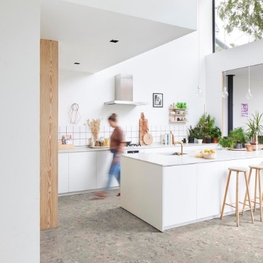 Lantern Floor range photo